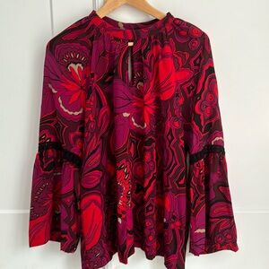 Trina Turk NWT XLarge 100% Silk Tunic Red, Burgundy